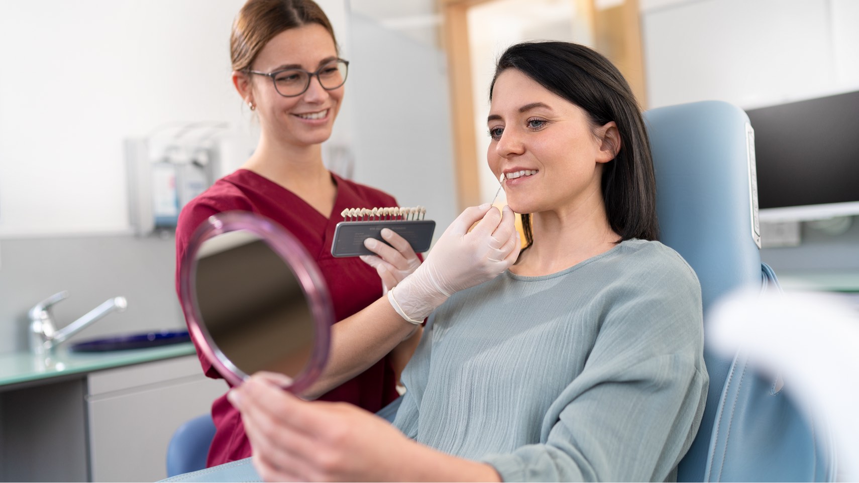 Moderne ästhetische Zahnheilkunde – Behandlung zur Optimierung der Zahnform und natürlichen Ausstrahlung